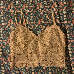 kendall and kylie crochet style top